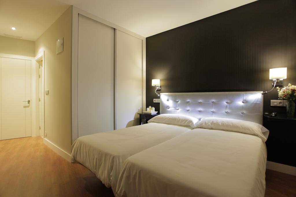 Hotel Rosal Oviedo Exterior photo